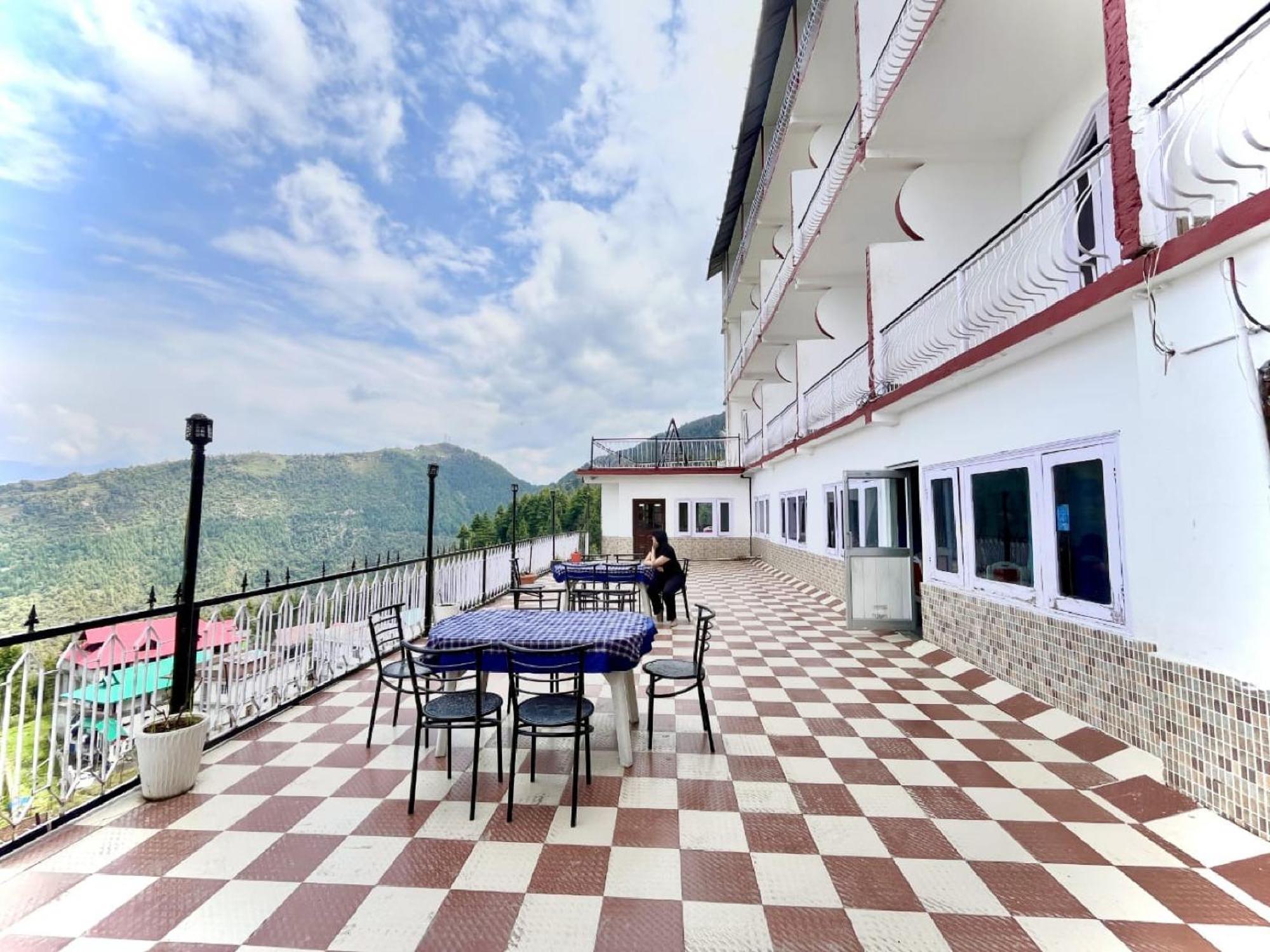 Sparkle Star Resort Khajjiar Exterior foto