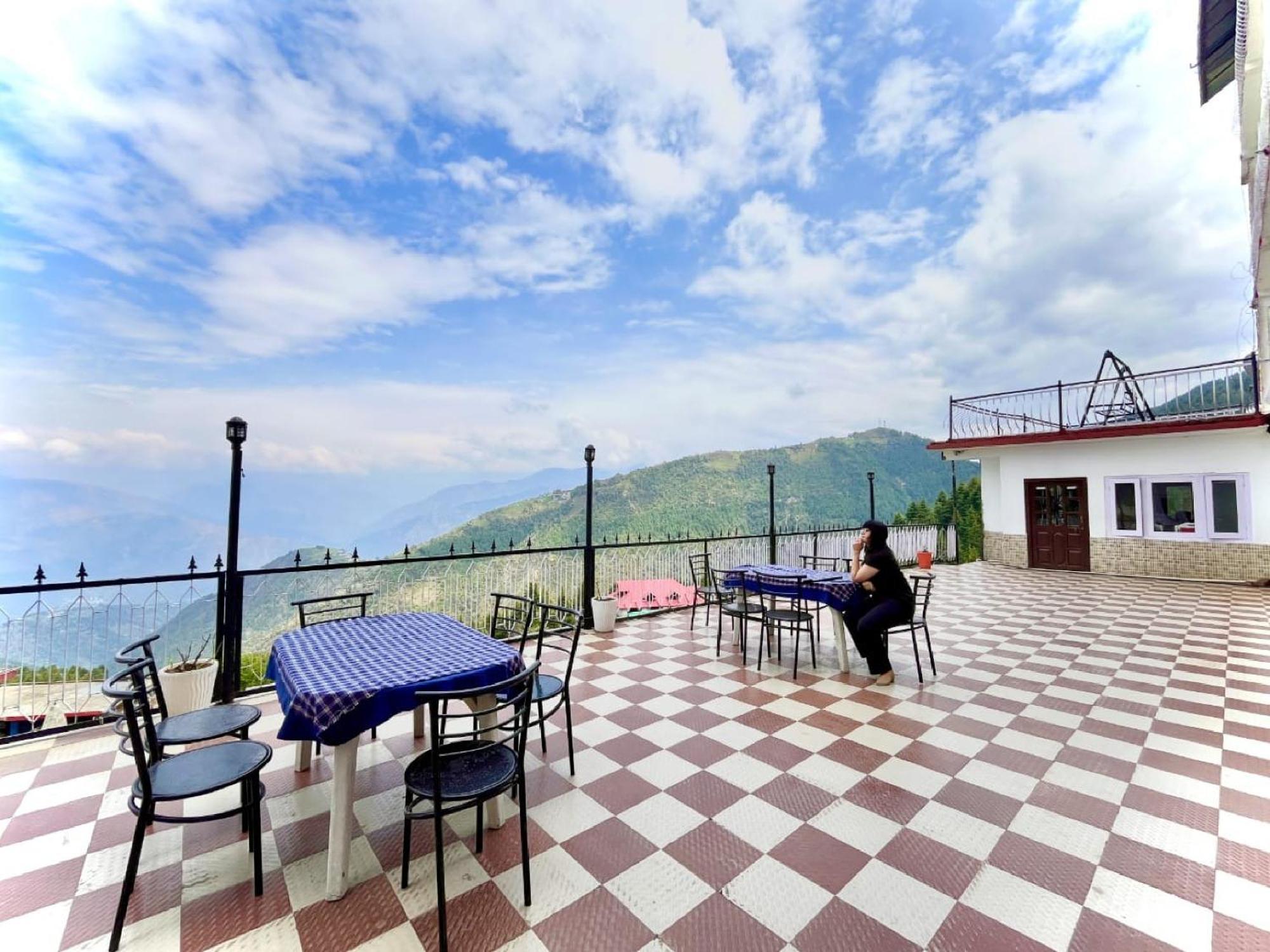 Sparkle Star Resort Khajjiar Exterior foto